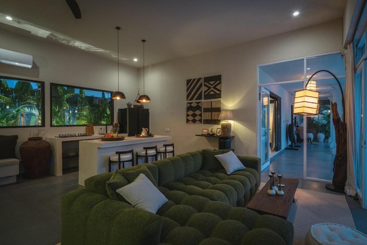 The Jungle - Luxurious & Tropical Concept - 3Br - Central Canggu Exterior foto