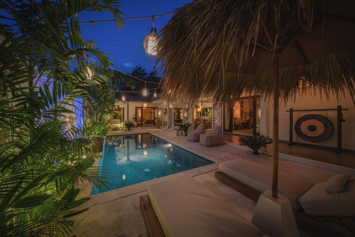 The Jungle - Luxurious & Tropical Concept - 3Br - Central Canggu Exterior foto