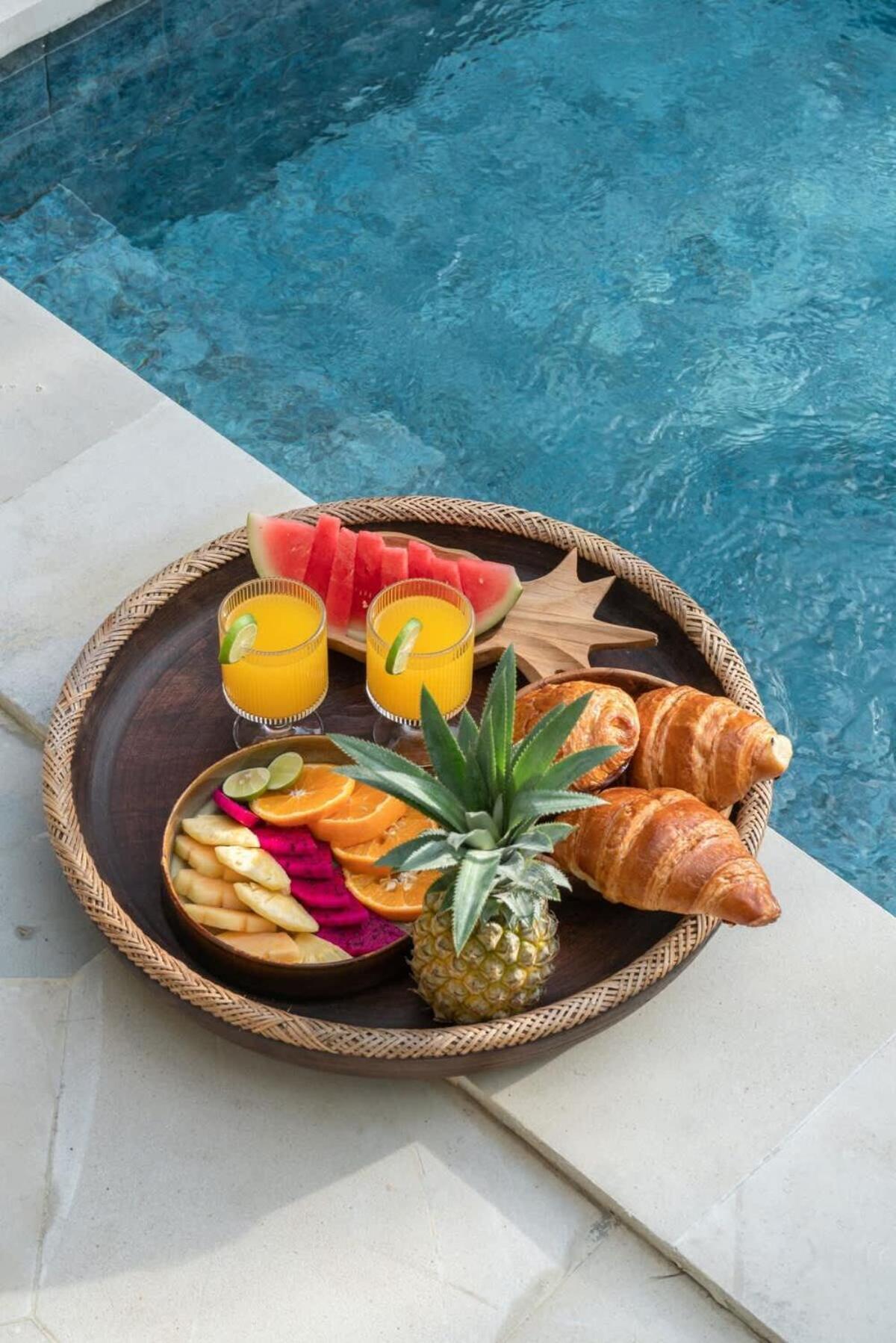 The Jungle - Luxurious & Tropical Concept - 3Br - Central Canggu Exterior foto