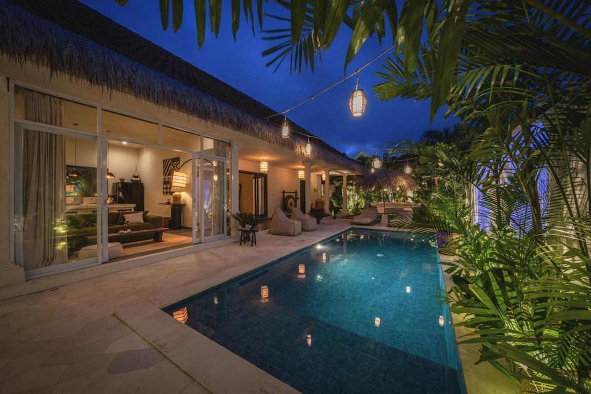 The Jungle - Luxurious & Tropical Concept - 3Br - Central Canggu Exterior foto